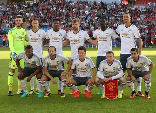 甚至比他在 甚至比他在